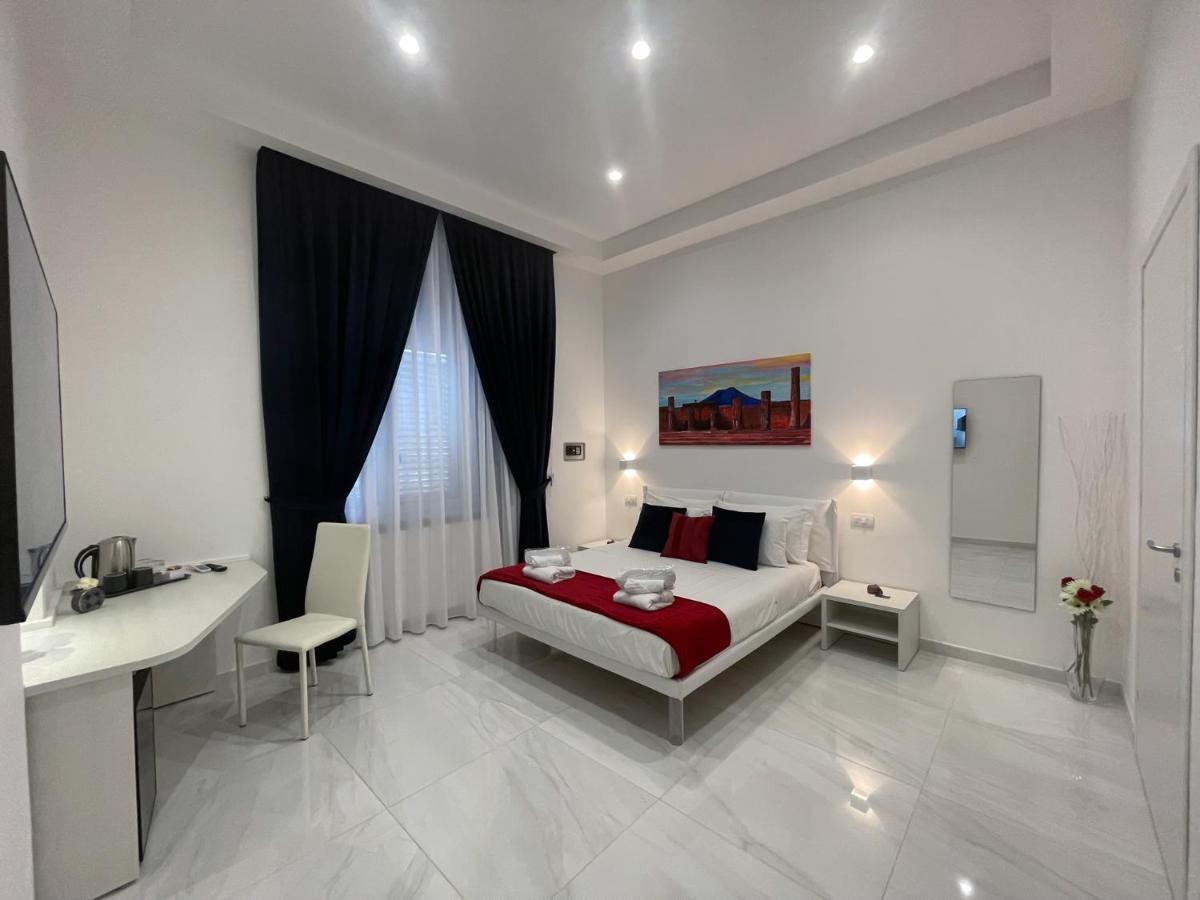 Villa Gabriella - Rooms & Breakfast Сант'Аньєлло Екстер'єр фото